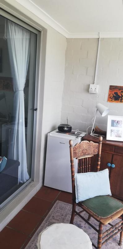 2 Bedroom Property for Sale in Gordons Bay Western Cape